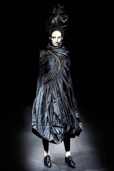 Look 29